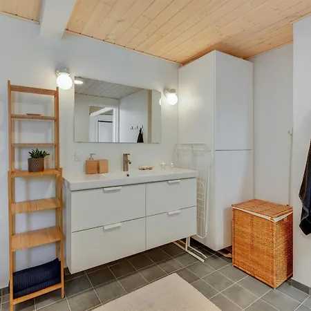 Sebastian - 100m To The Fjord By Interhome * Thyholm