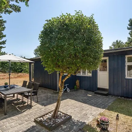 Sebastian - 100m To The Fjord By Interhome
